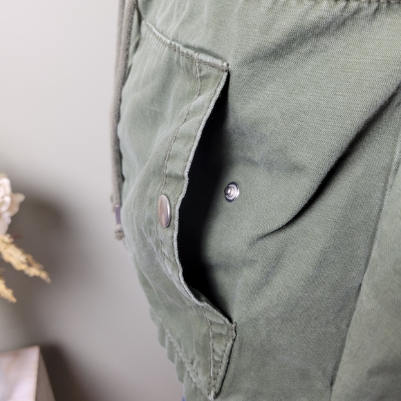 Old Navy Olive Green Cargo Utility Jacket - Picture 7 of 14